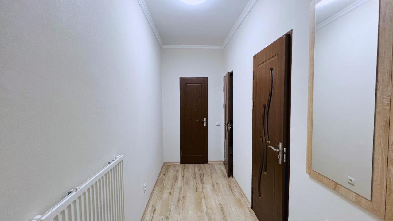 Cozy Apartment In Chişinǎu Buitenkant foto